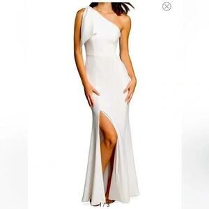 NWT Dress The Population Georgina One-Shoulder Crepe Gown Bow Detail White Large